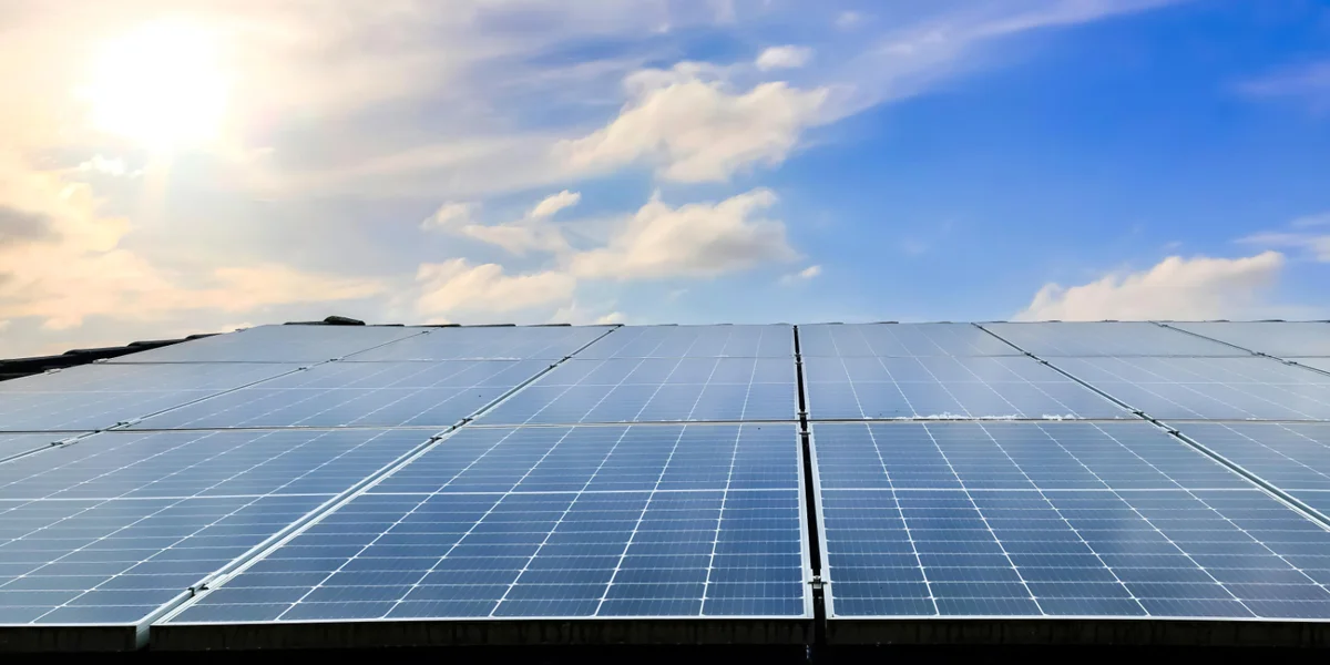 D'Prefinanzéierung vu PV-Anlagen kënnt bei de Leit, wéi bei de Betriber, gutt un