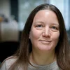 D'Nadine Conrardy ass Direktesch fir d'Action sociale bei der Croix-Rouge. | © Morgane Weidig Kleederspenden: Wat gëtt besonnesch gebraucht? | © Morgane Weidig