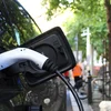 Elektroauto Oplueder Charger | © Andrew Roberts / Unsplash Wat bedeiten d'Ännerunge bei de Stroumnetzkäschte fir de Verbraucher? | © Andrew Roberts / Unsplash