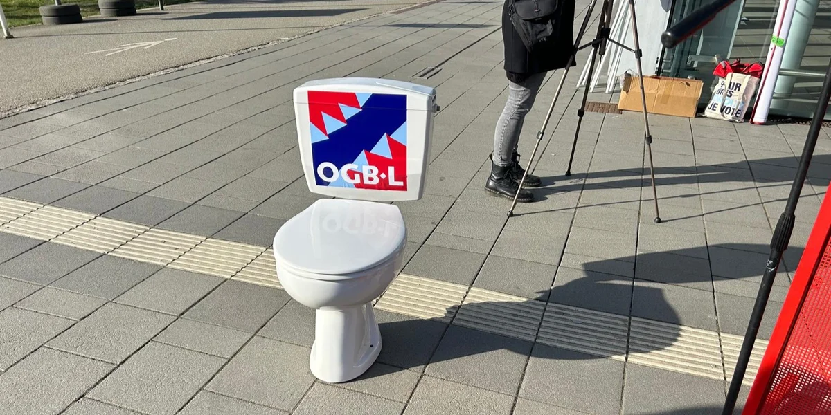 Den OGBL fuerdert op en Neits Toiletten op all Terminus fir Buschaufferen | © Jo Welfringer