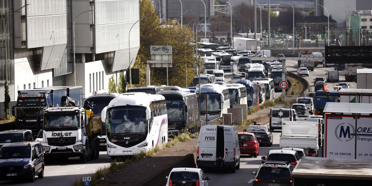 Geet et duer? Gemëschte Reaktiounen op d'Energiehëllefen a Frankräich | © EPA/YOAN VALAT