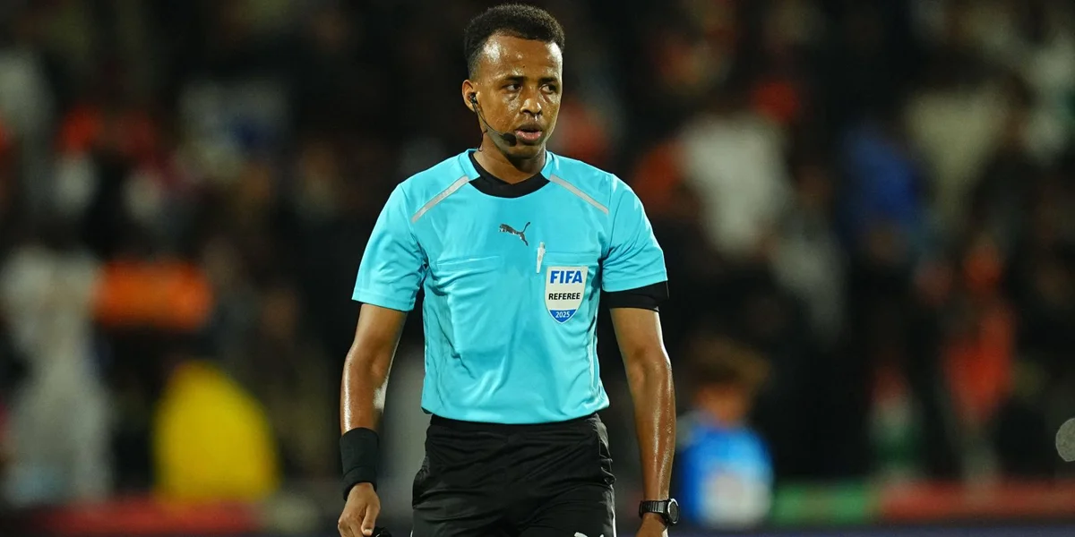 Beschtem afrikaneschen Arbitter gouf d'Arees fir d'WM an d'USA refuséiert | © picture alliance / NurPhoto | Ulrik Pedersen