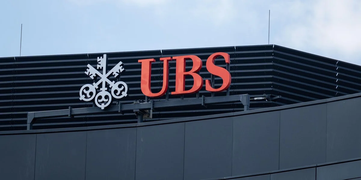 Der Schwäizer Bank UBS no gouf et 2025 eng Rekordunzuel un neie Millionären | © picture alliance / NurPhoto | Marcin Golba