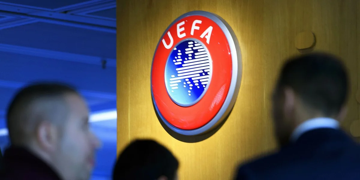 Trotz Réckzuch vu FIFA-Investorepläng: UEFA wëllt Boykottdroung net zeréckzéien | ©  EPA/LAURENT GILLIERON