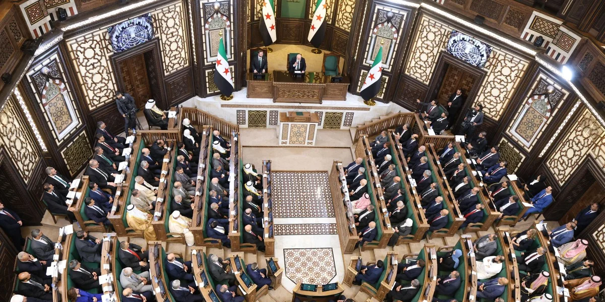 Fréiere syresche President Baschar al-Assad a senger Absence zum Doud verurteelt  | © picture alliance / NurPhoto | Mohammad Daher