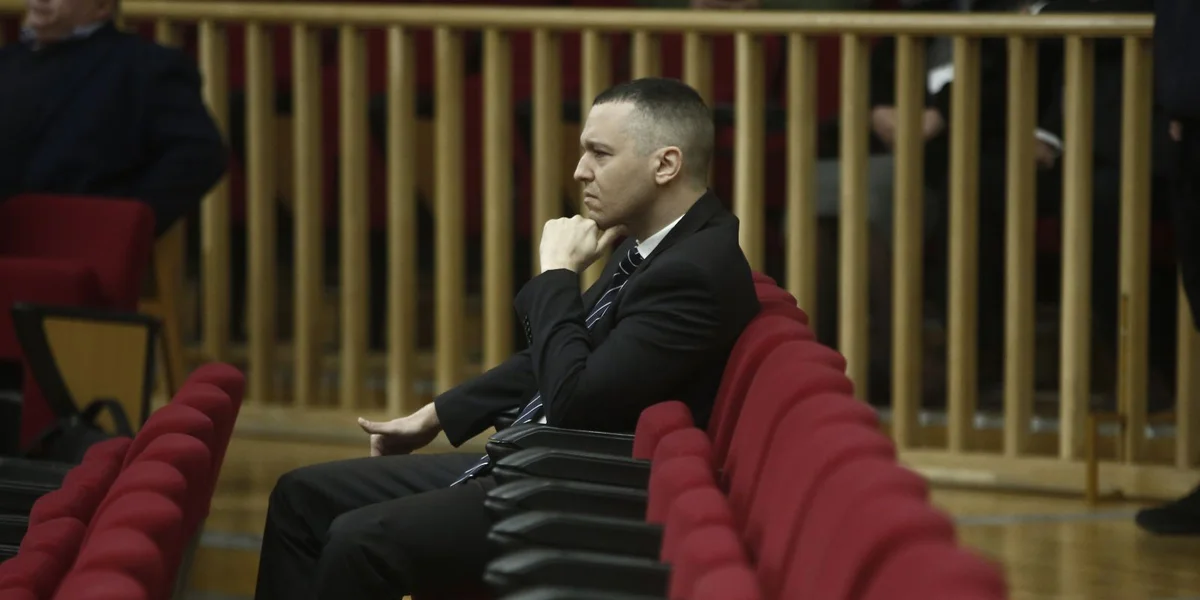Ex-Spriecher vu griichescher Neonazi-Partei ass nees op fräiem Fouss | © EPA/YANNIS KOLESIDIS