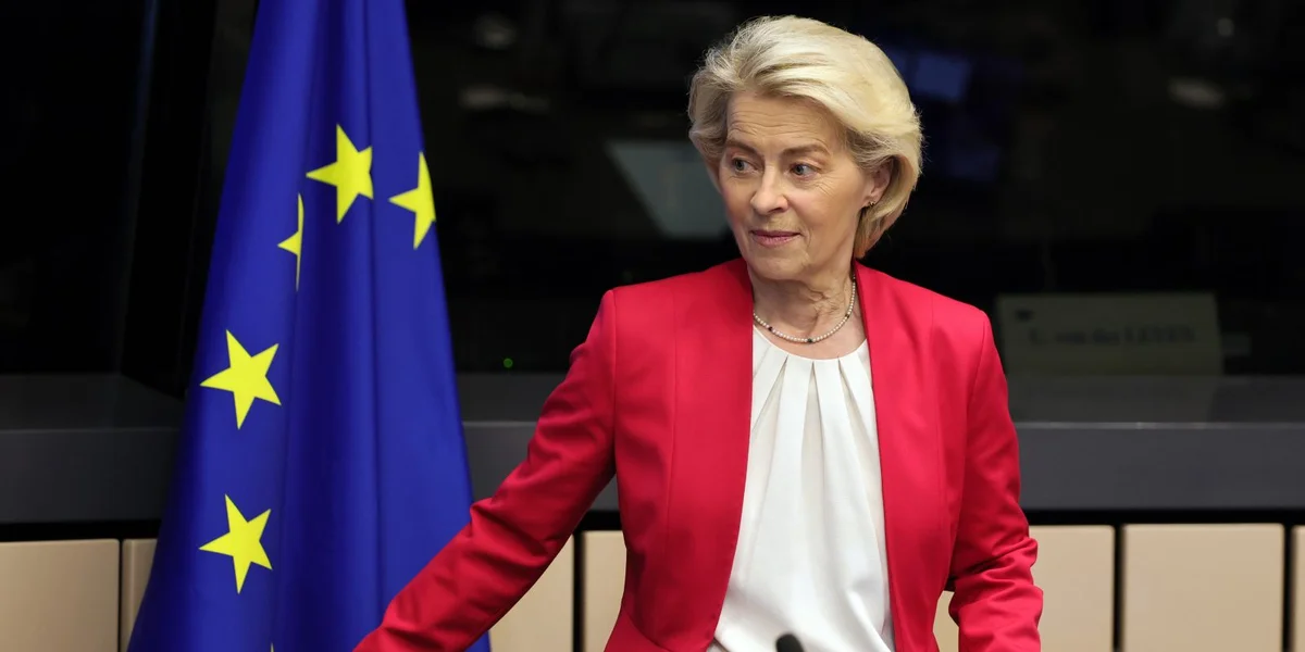 D'Ried zur Lag vun der Unioun steet un: Ursula von der Leyen op "mission impossible" | © EPA/RONALD WITTEK