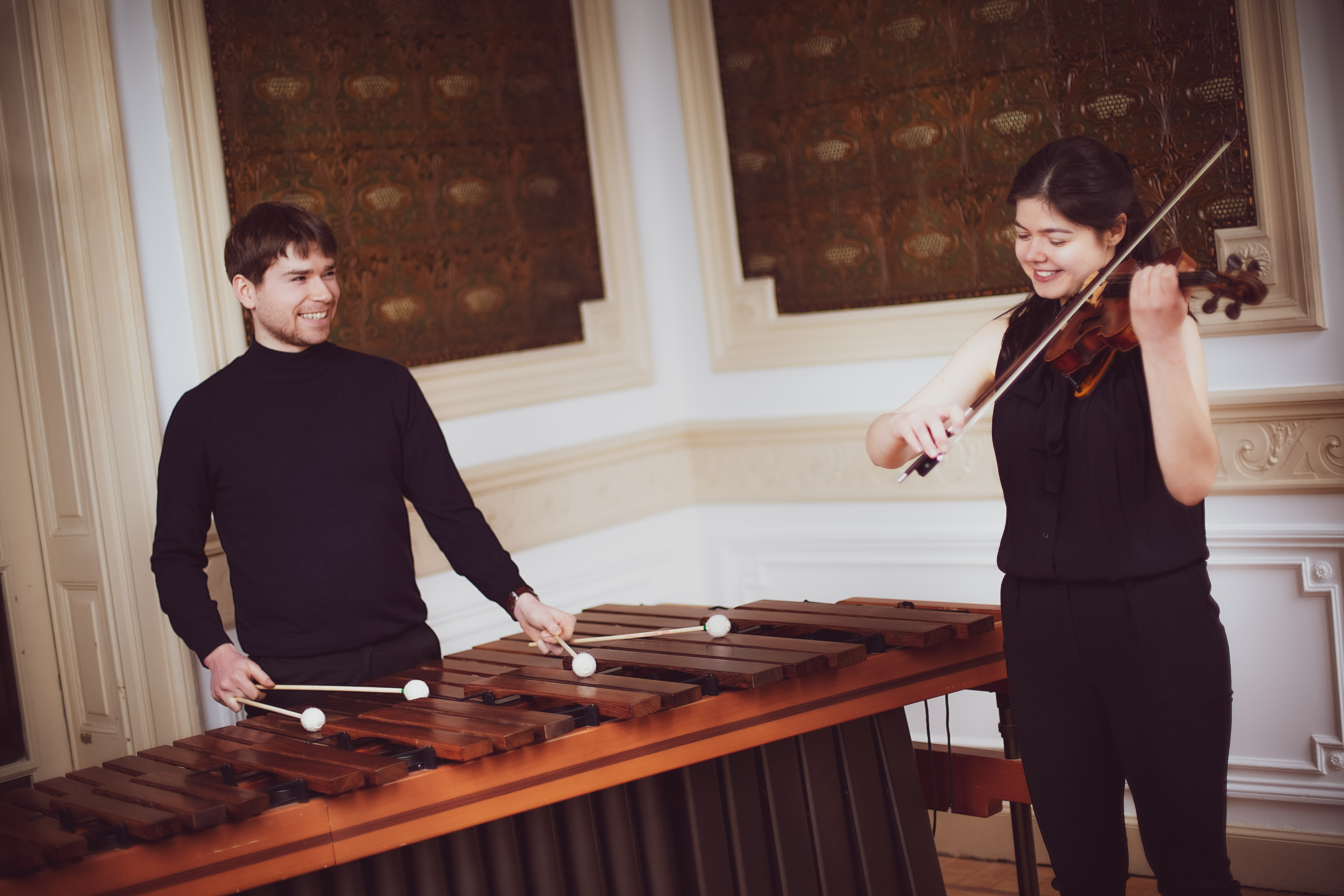 Ee romanteschen a musikaleschen Duo